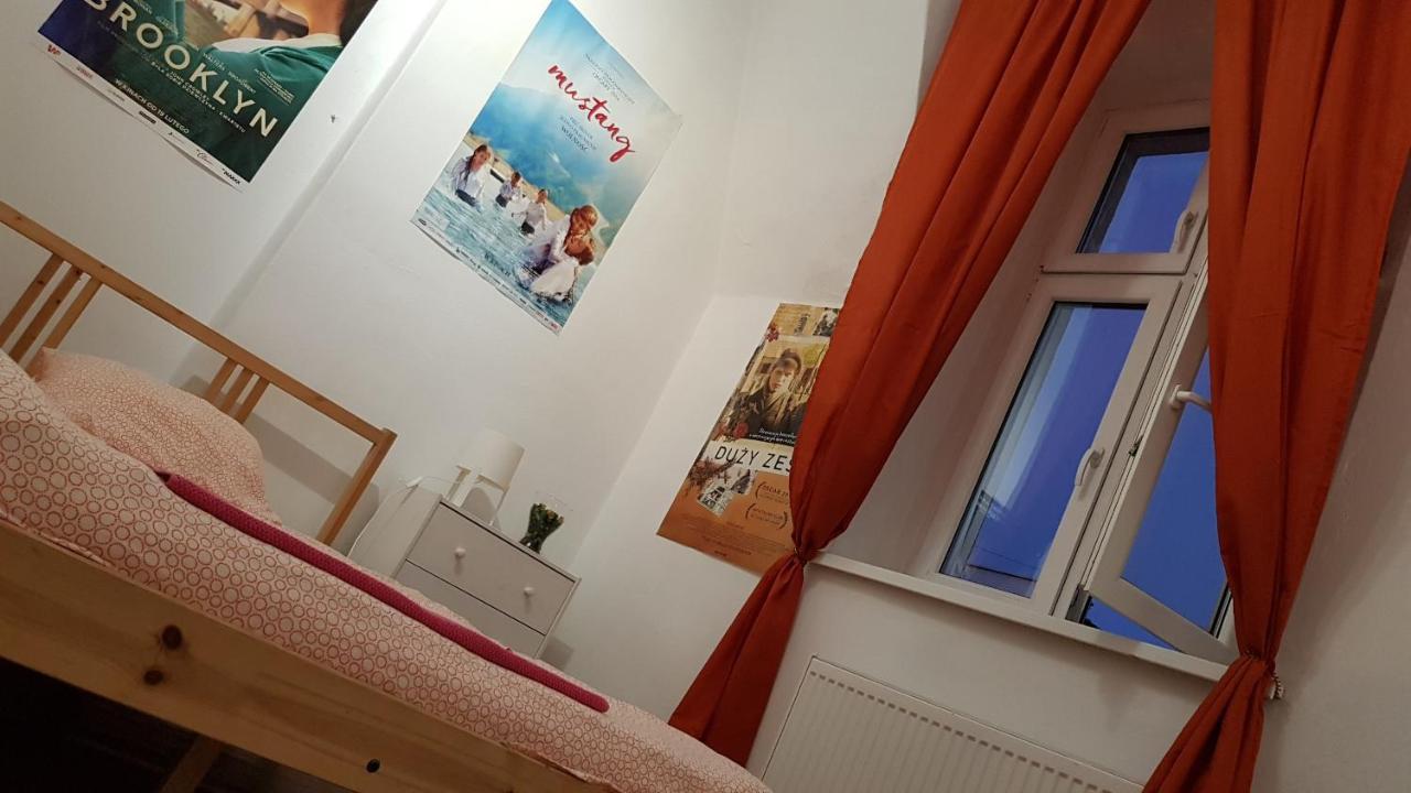 Cozy & Fun Rooms Wojewodzka, Chopina, Damrota カトヴィツェ エクステリア 写真